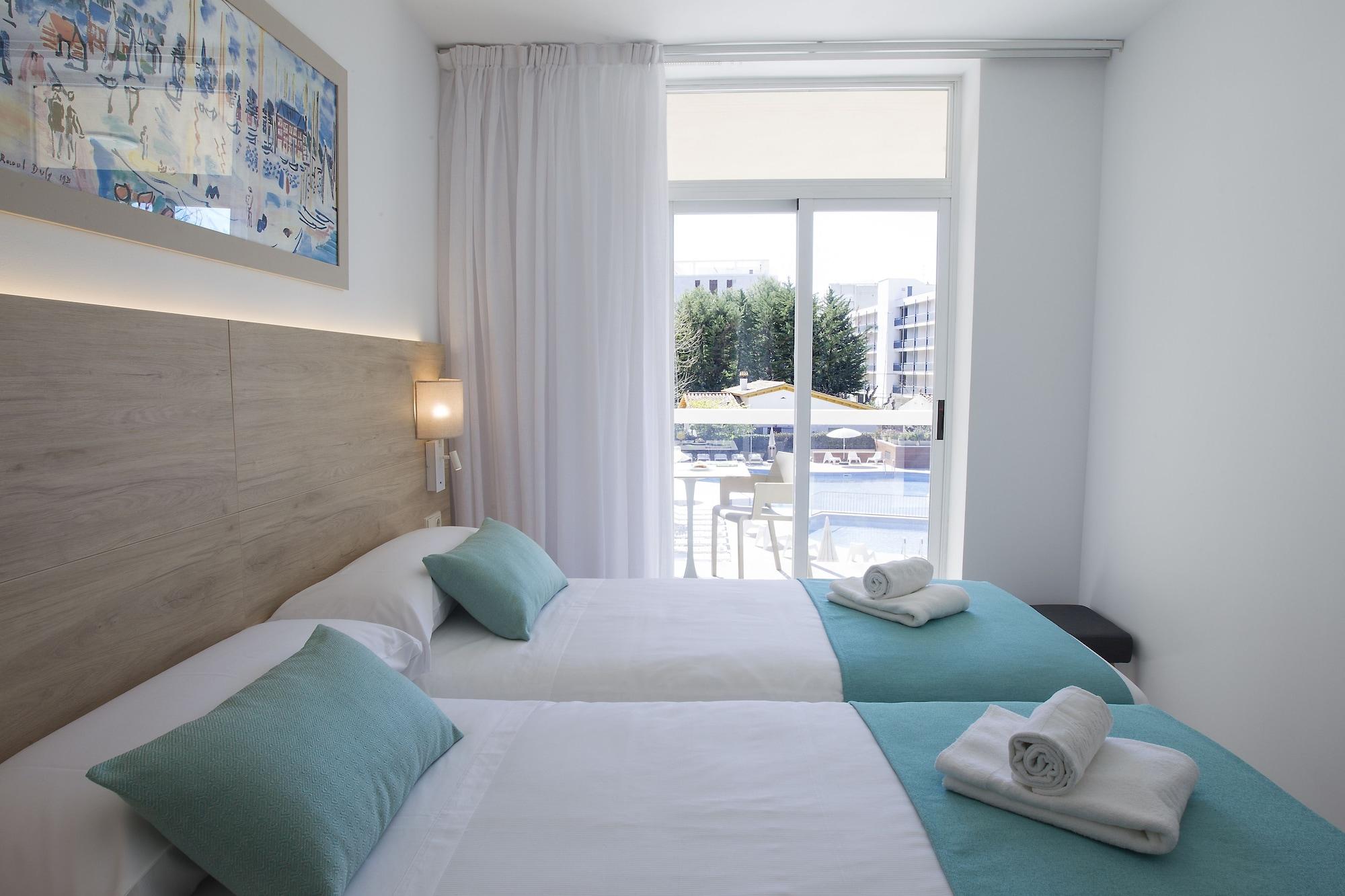 Aparthotel Cye Holiday Centre Salou Exteriör bild