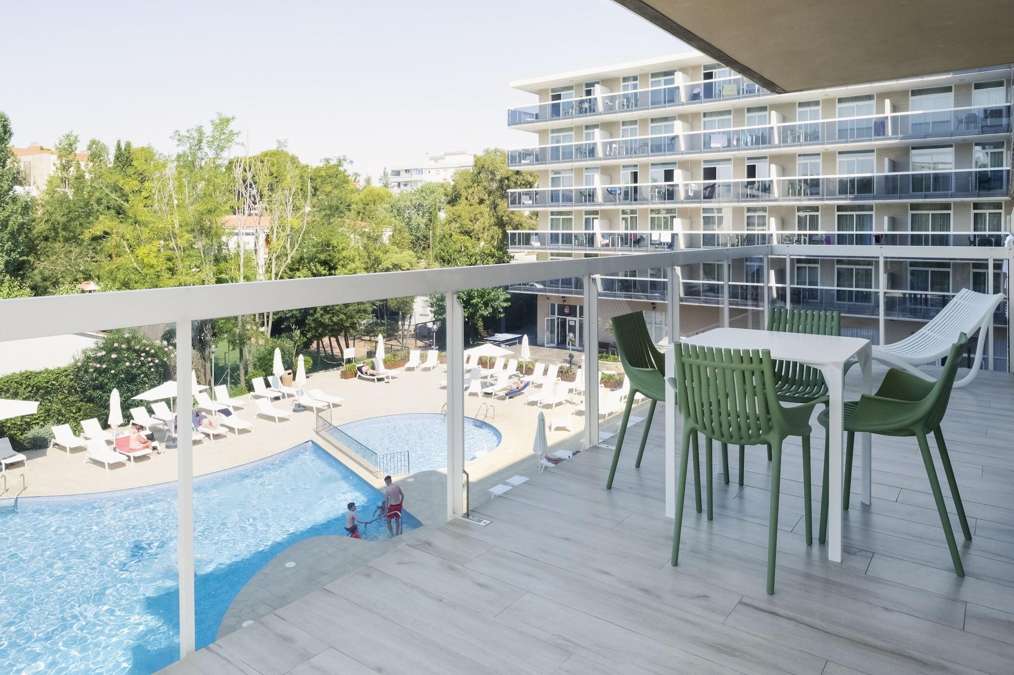 Aparthotel Cye Holiday Centre Salou Exteriör bild