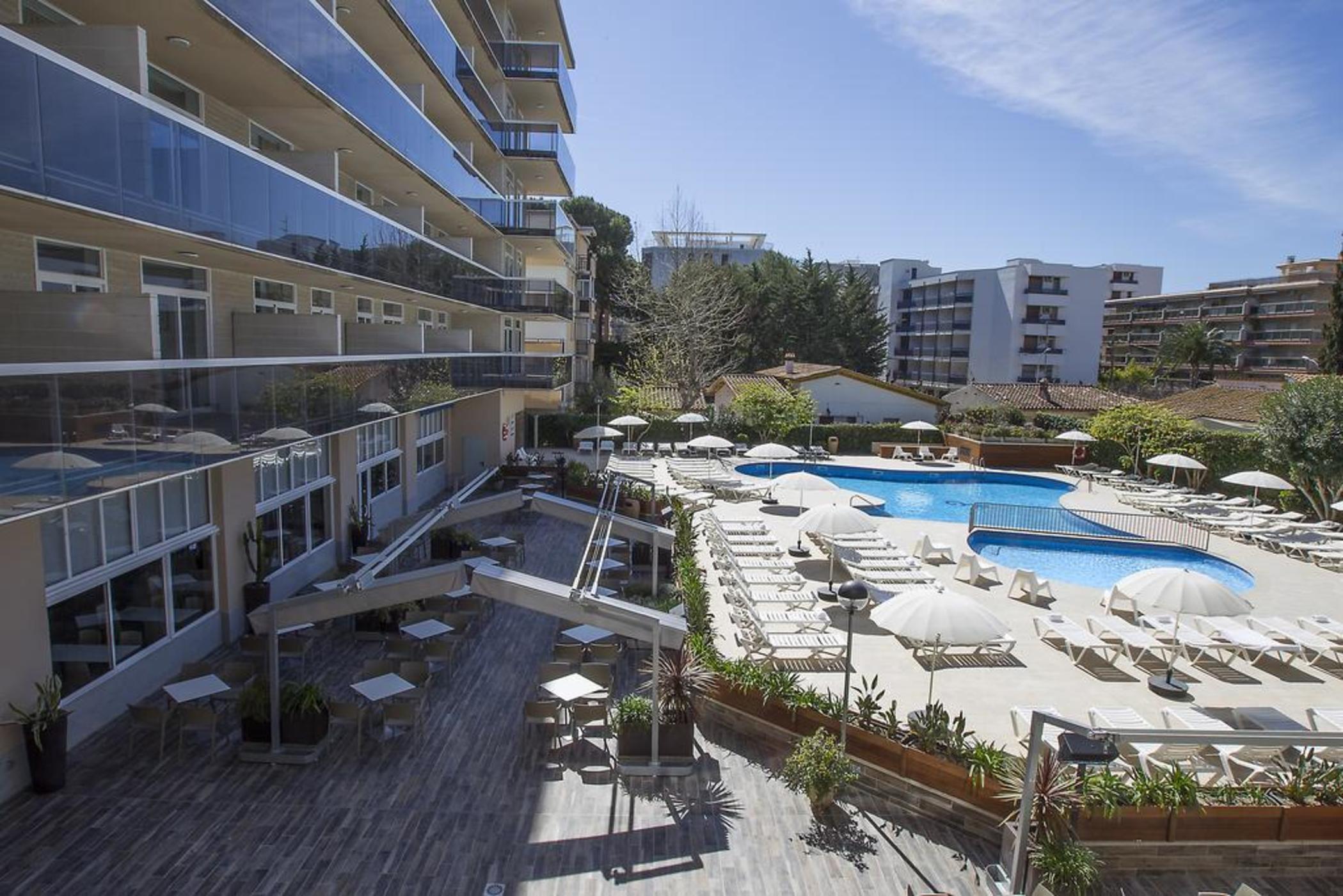 Aparthotel Cye Holiday Centre Salou Exteriör bild