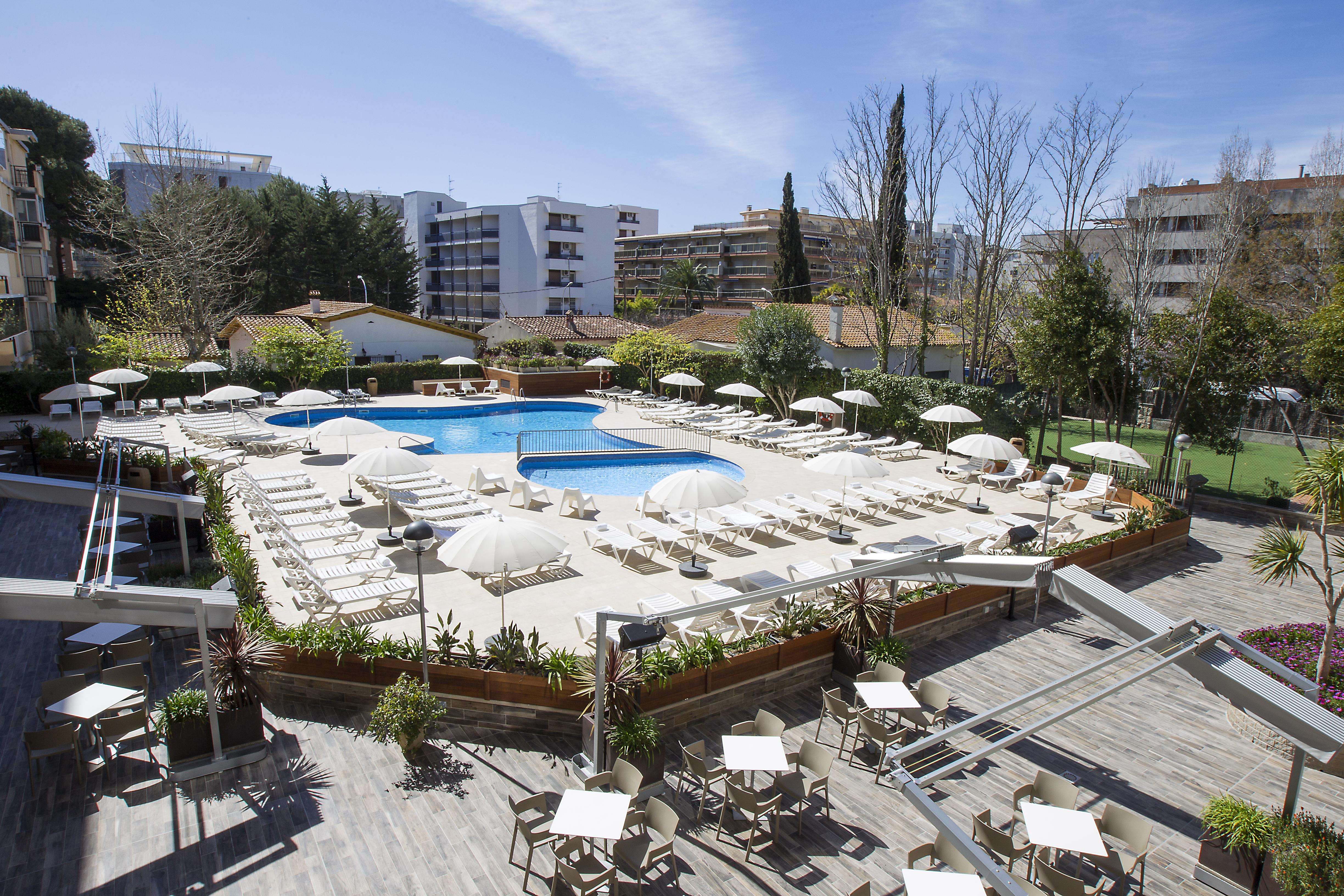 Aparthotel Cye Holiday Centre Salou Exteriör bild